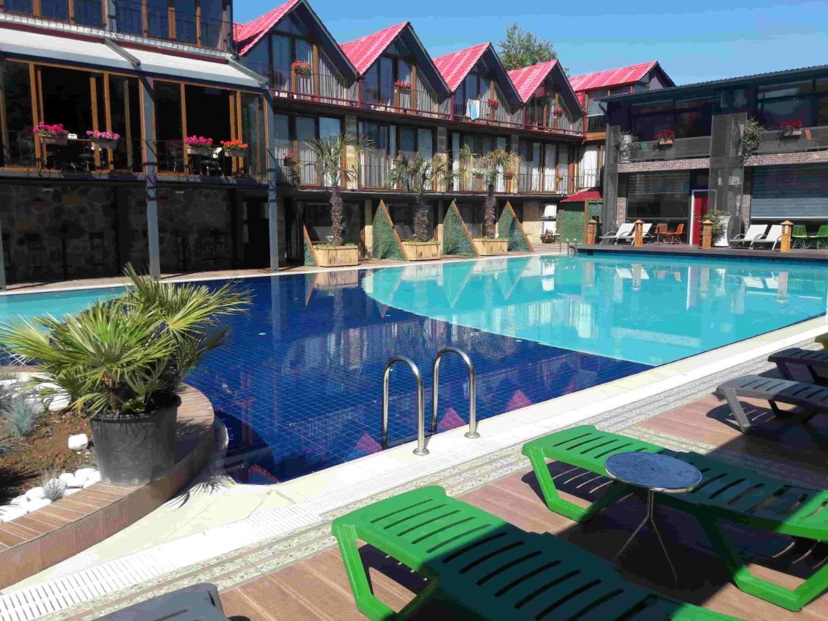 Green House Garden Park Hotel Cumhuriyet Eksteriør billede